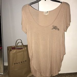 A super cute flowy tee